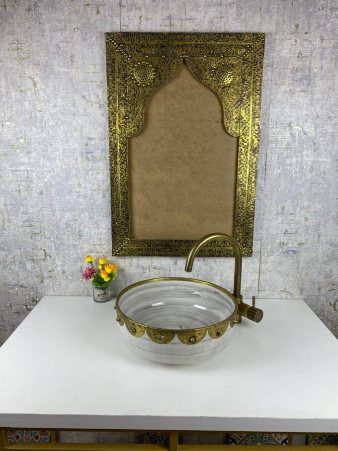 Bathroom Sink with Special Brass Rim Edge