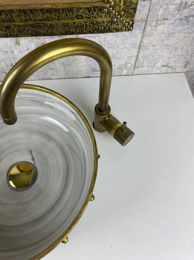 Bathroom Sink with Special Brass Rim Edge
