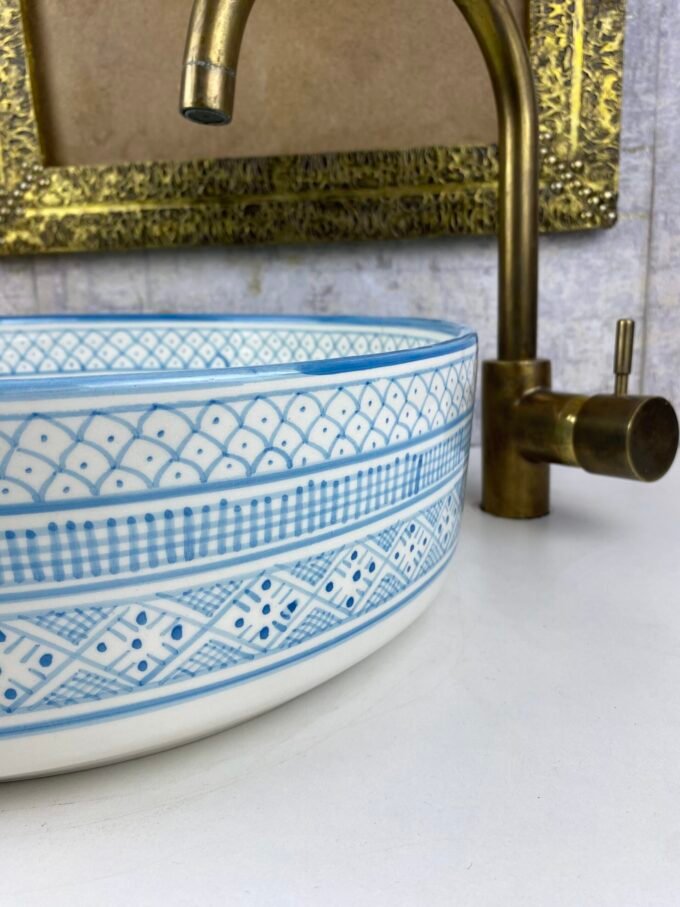 Blue Washbasin Bathroom Ceramic Sink, Blue sink