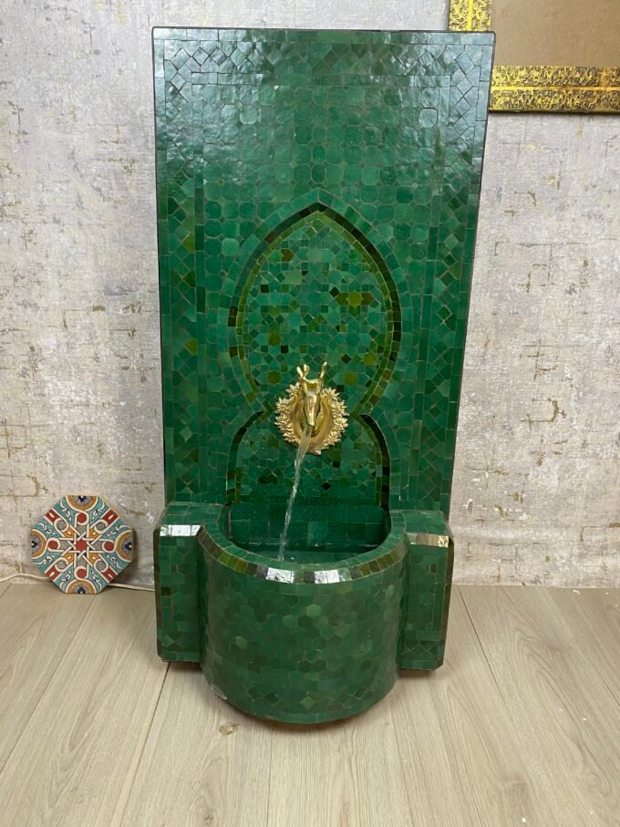 Garden Patio Rustic Outdoor Wall Fountain