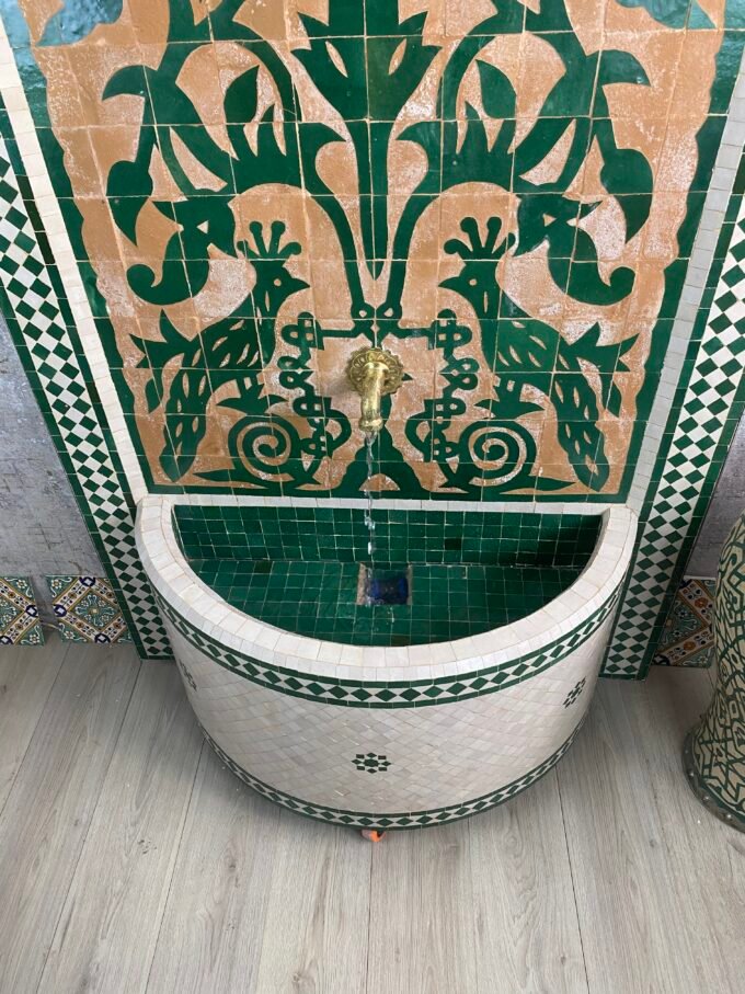 CUSTOMIZABLE Patio Rustic  Wall Water Fountain