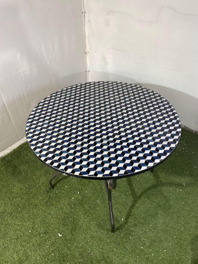 Handmade 3D Round Moroccan Mosaic Table (Copy)