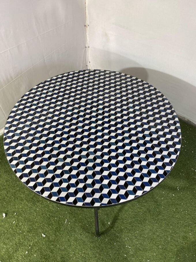 Handmade 3D Round Moroccan Mosaic Table (Copy)