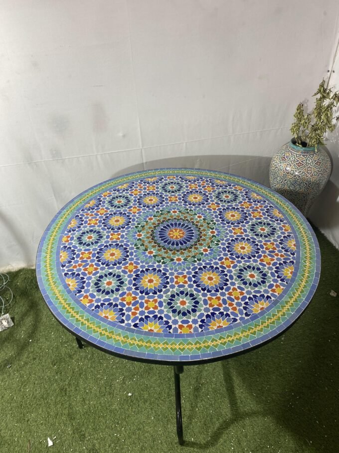 Traditional Zellij Moorish Pattern Table