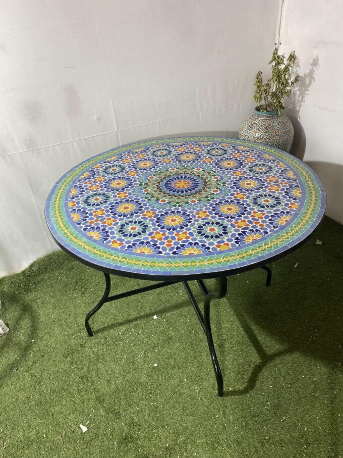 Traditional Zellij Moorish Pattern Table