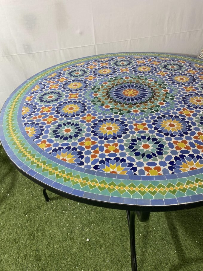 Traditional Zellij Moorish Pattern Table