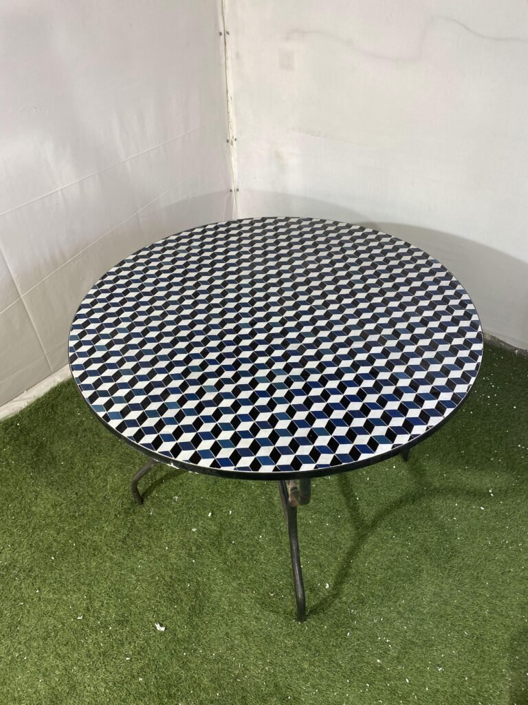 Handmade Moroccan Zellige Mosaic Table — MT0092