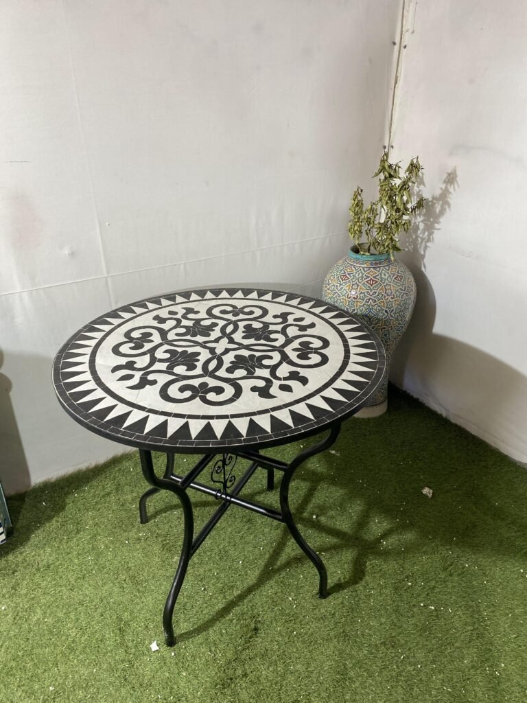Handmade Moroccan Zellige Mosaic Table — MT0148