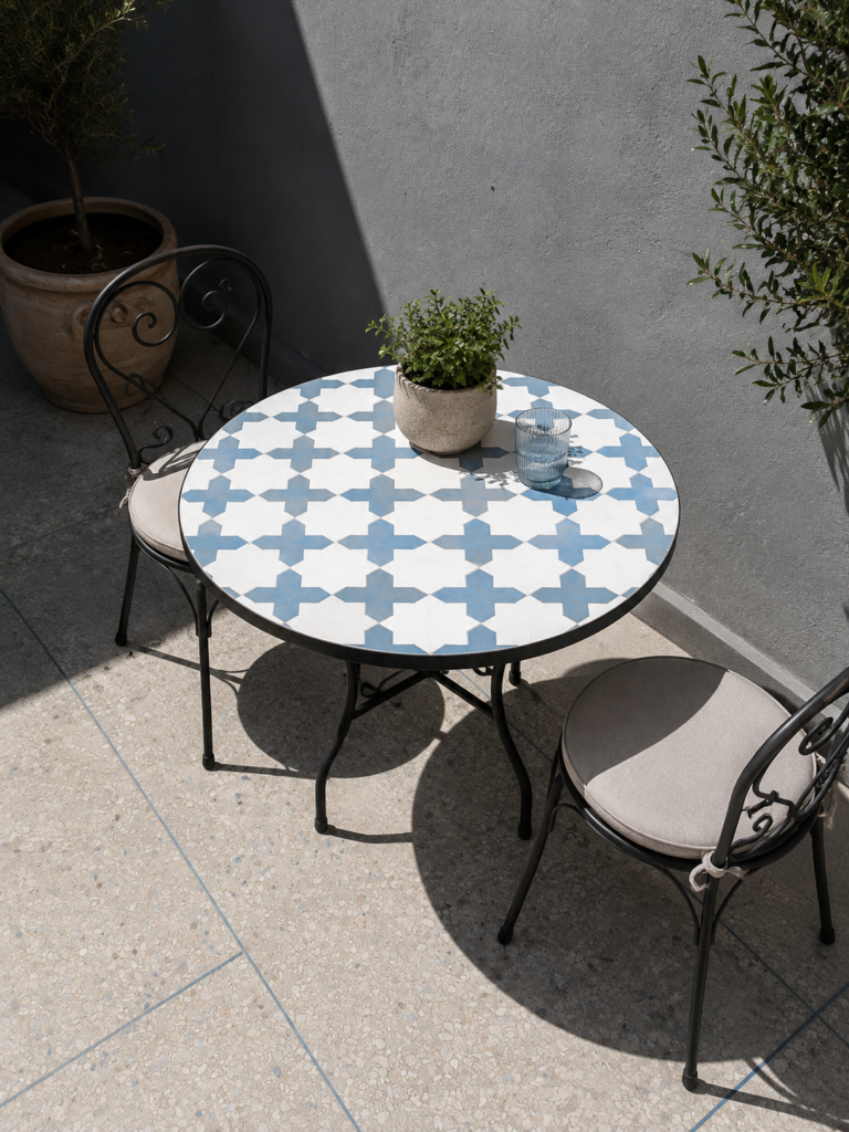 Handmade Moroccan Zellige Mosaic Table — MT0098