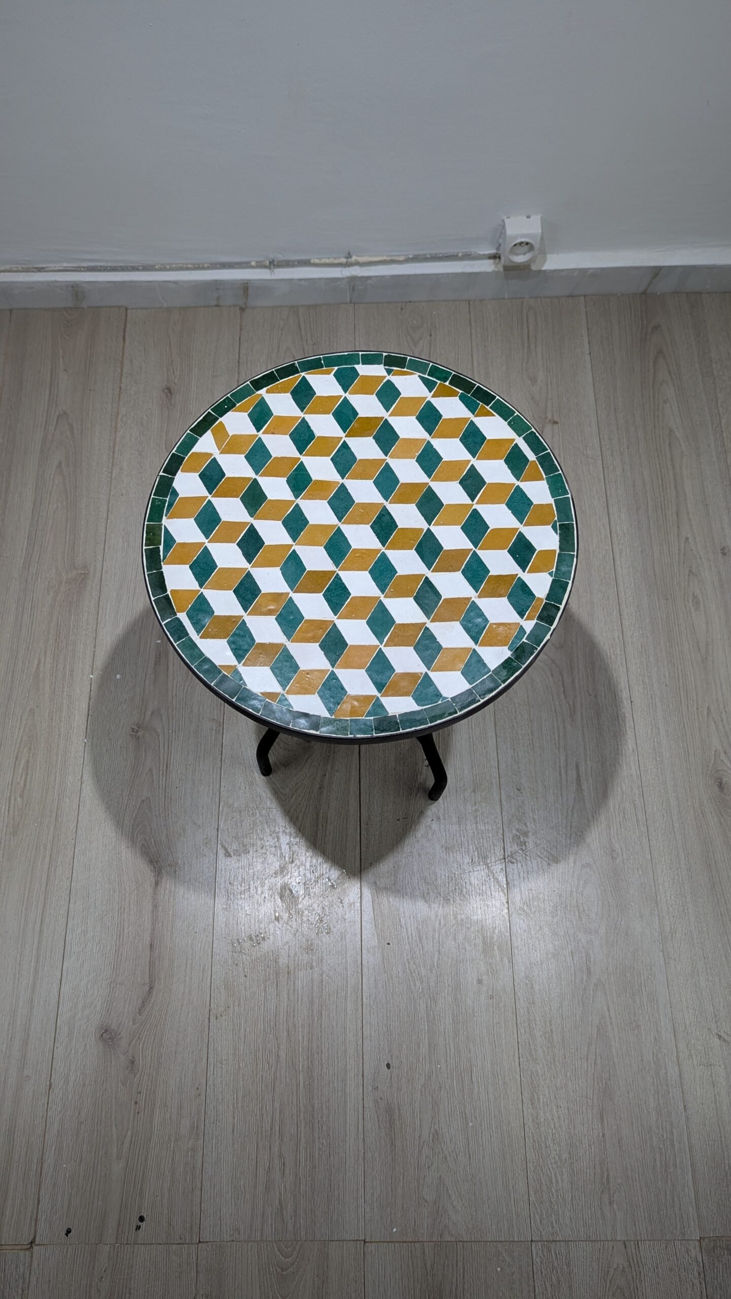 Moroccan Handcrafted Zellige Mosaic Table — MT0010